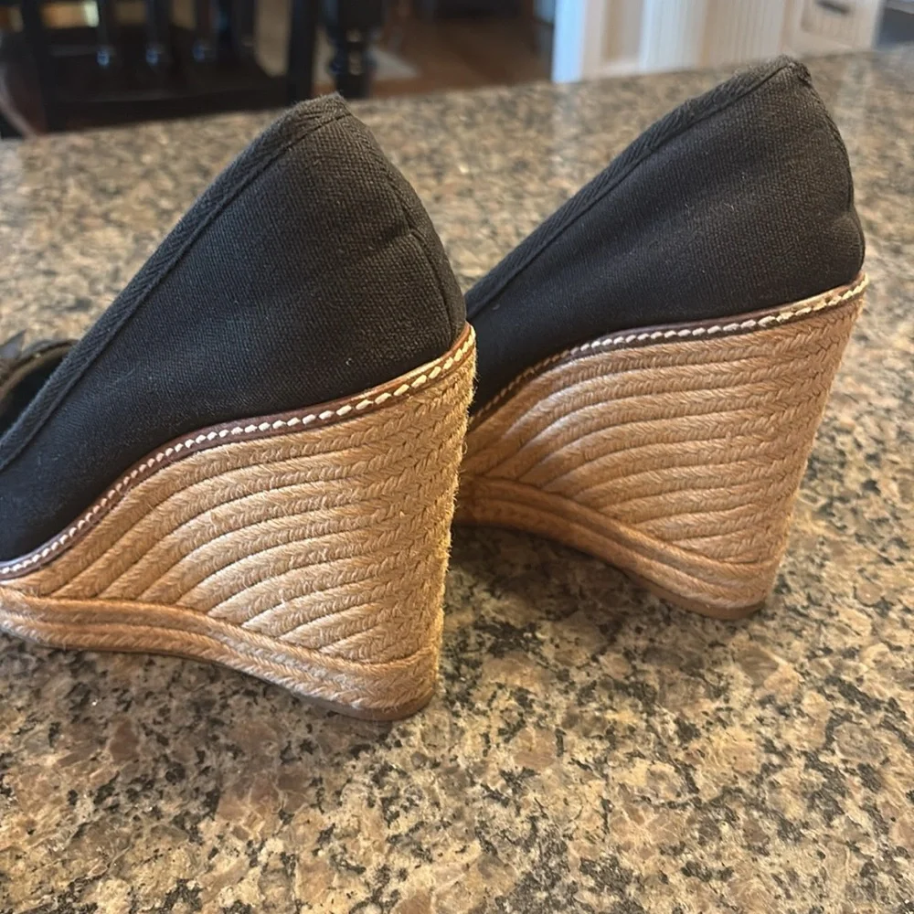 Tory Burch “Jackie” wedge espadrilles size 9B.